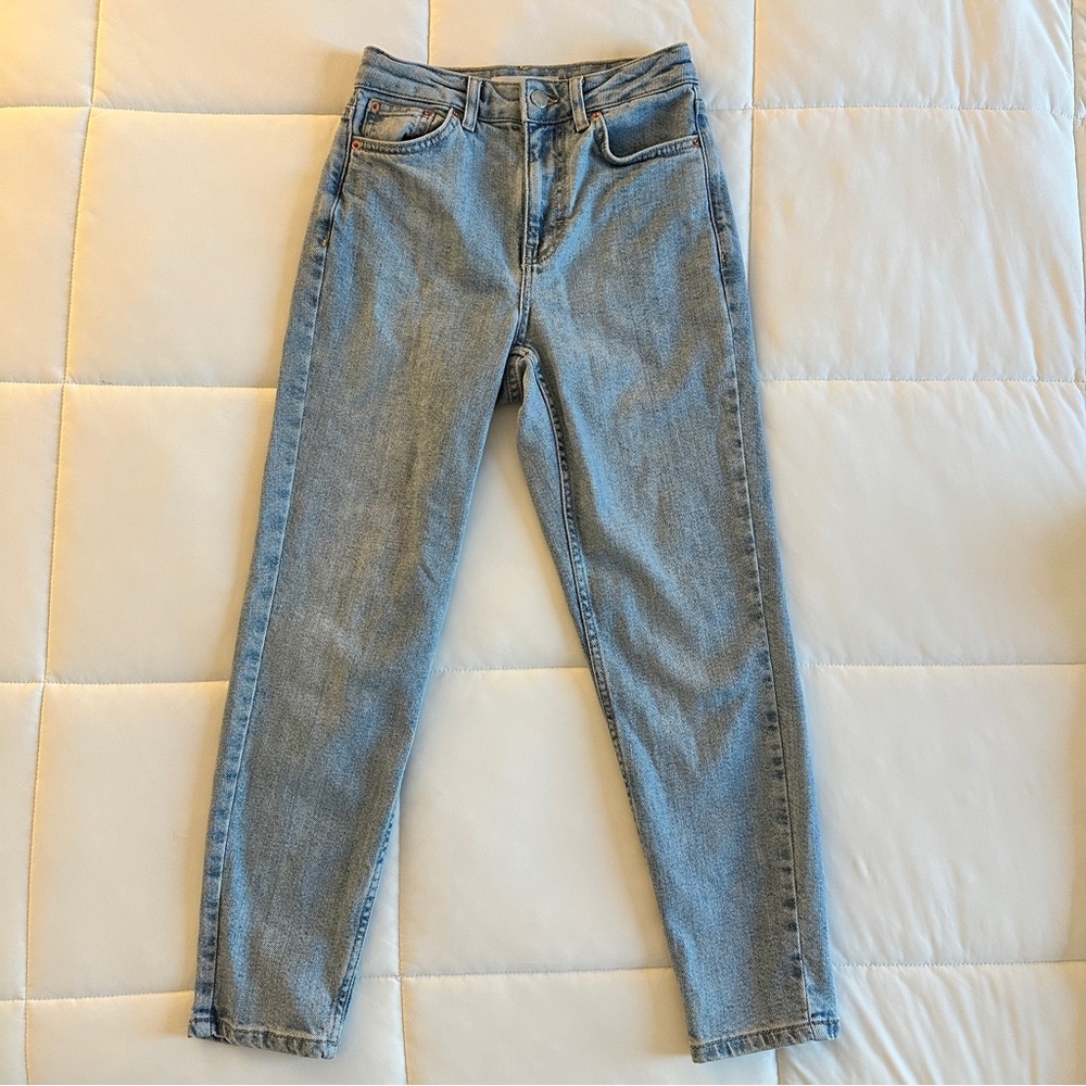 LOVED. TOPSHOP - Blue High Rise Premium Mom Jeans